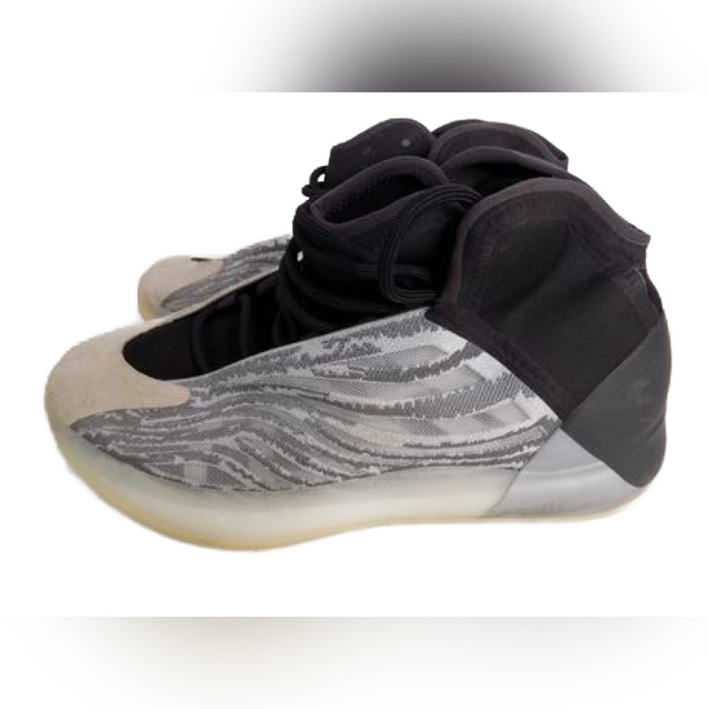 Adidas Yeezy Boost Shoe